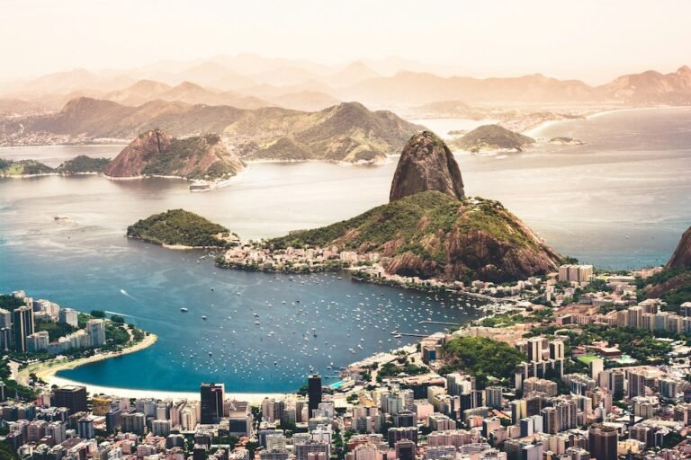 12 of the Best Party Islands in the World - Isle Keys