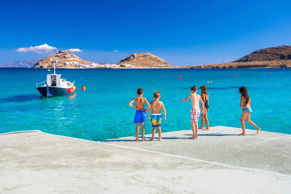 best family greek islands