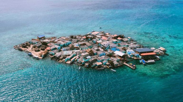 Santa Cruz Del Islote, the Most Crowded Island in the World - Isle Keys